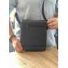 Borseta de Umar Barbati Hunter, din Piele Nappa Neagra, Curea Reglabila, 24x25x6 cm - Eleganta si Functionalitate Premium