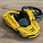 Masinuta de curse de jucarie pentru Copii, Replica Ferrari LaFerrari, Volan RC, Scara 1:16 Masinuta de curse de jucarie pentru Copii, Replica Ferrari LaFerrari, Volan RC, Scara 1:16