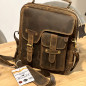 Geanta de Umar Barbati Hunter Legacy, Piele Naturala de Vanat, HandMade, 25x28x7 cm Geanta de Umar Barbati Hunter Legacy, Piele Naturala de Vanat, HandMade, 25x28x7 cm