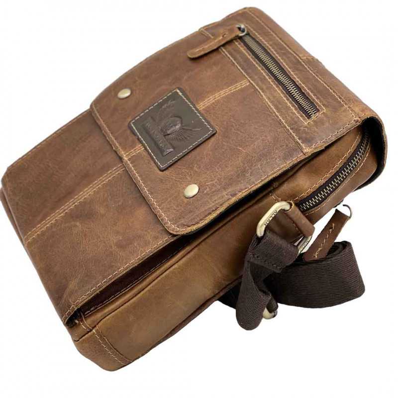 Borseta barbateasca de umar din piele naturala Maro: Allan Marco, 25 cm x 21 x 5.5 cm Borseta barbateasca de umar din piele naturala Maro: Allan Marco, 25 cm x 21 x 5.5 cm